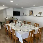אורחן Jasmine Sao Pedro de Alva